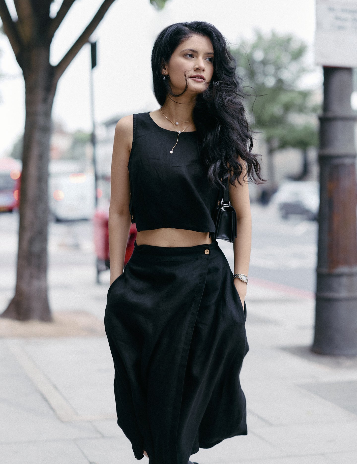 Boxy Crop Top in Black Moodshot
