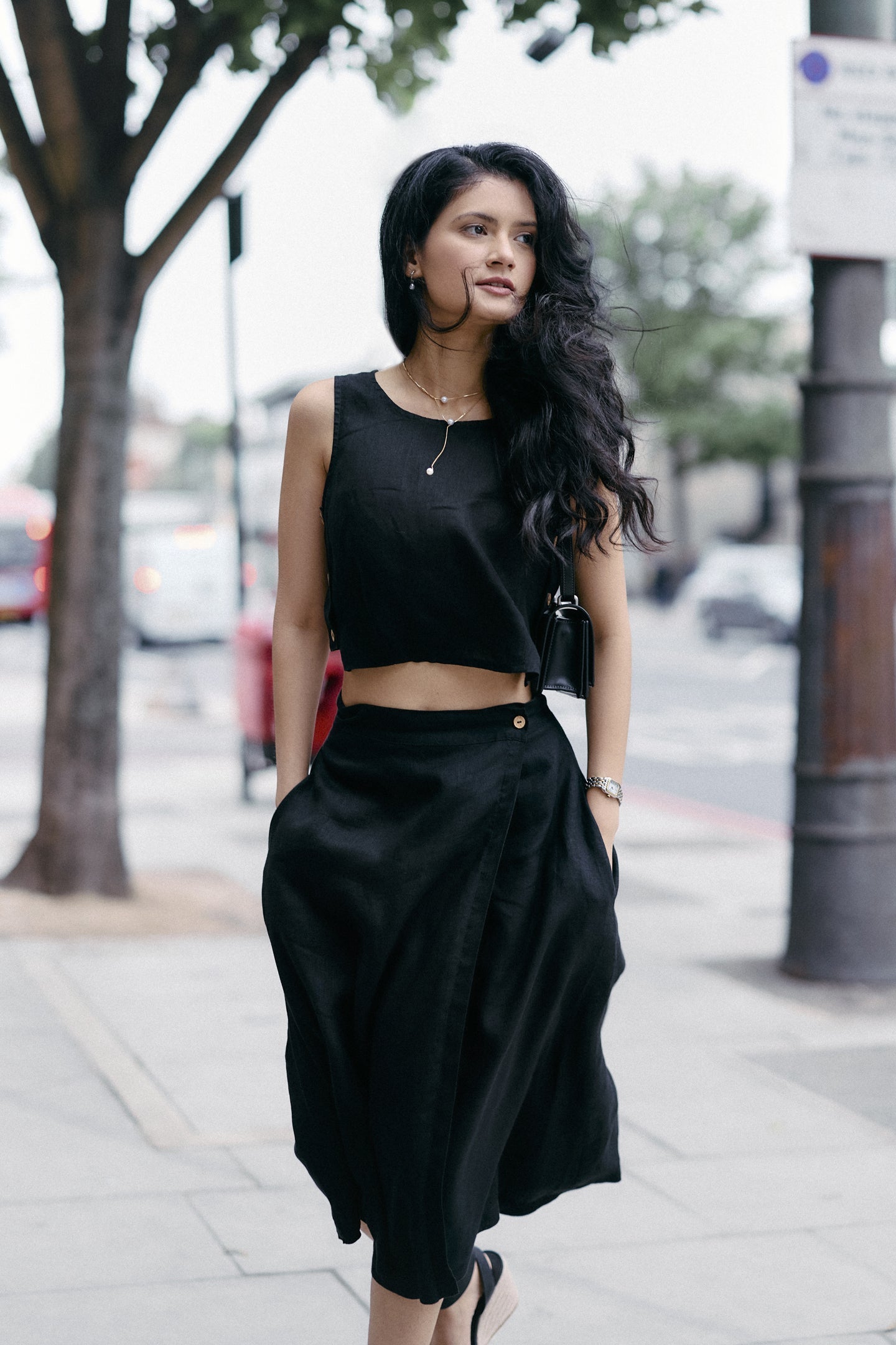 Boxy Crop Top in Black Moodshot