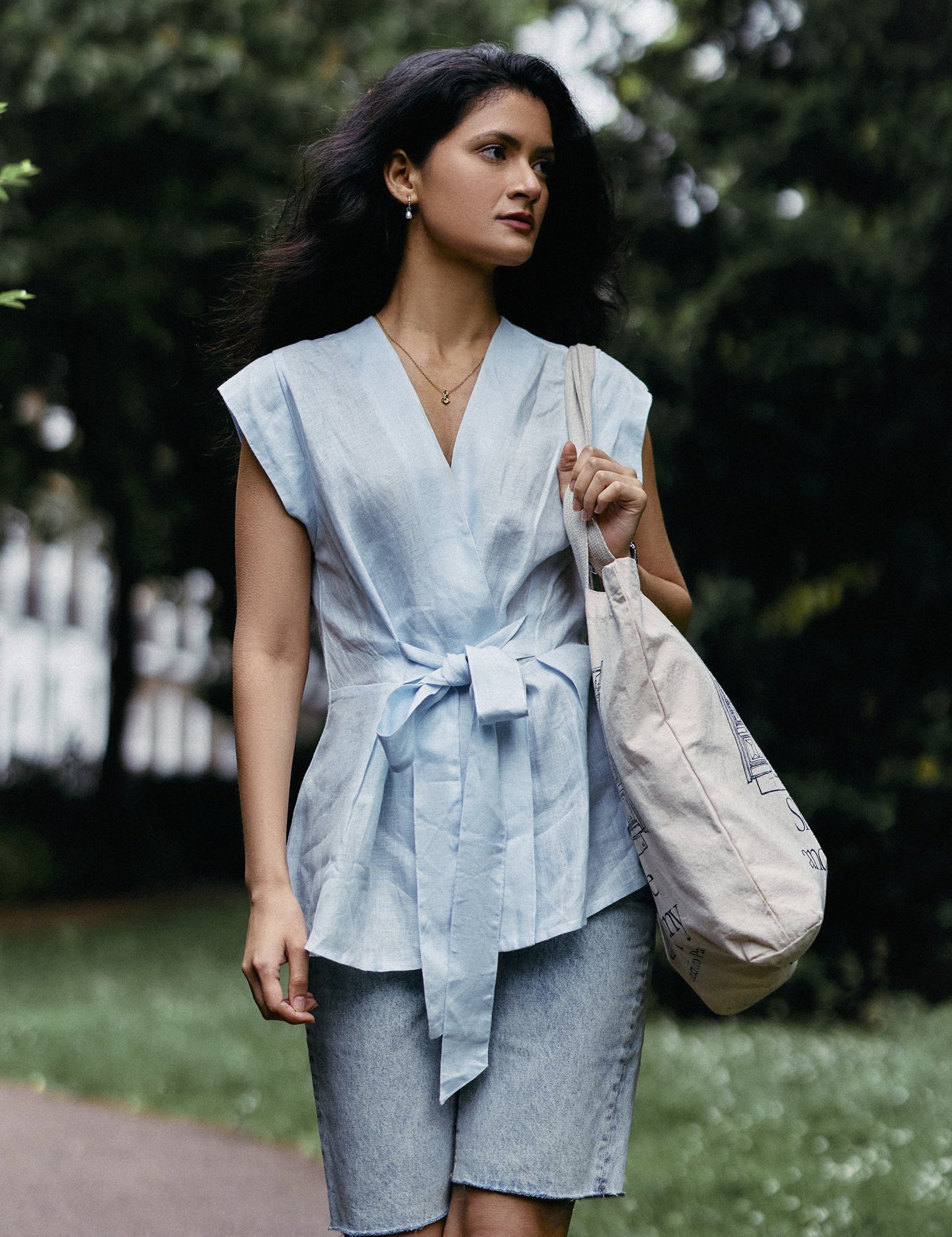 Power Moves Short Sleeve Top in Blue Moodshot